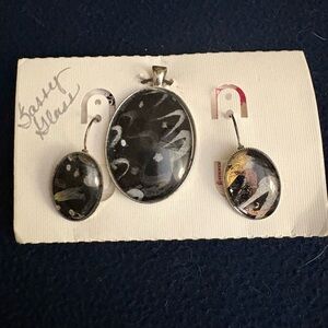 Elegant Black and Silver Jewelry Set